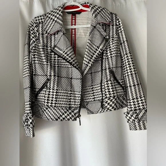 White House Black Market Houndstooth Blazer size 6P NWOT. Never worn - Picture 1 of 7